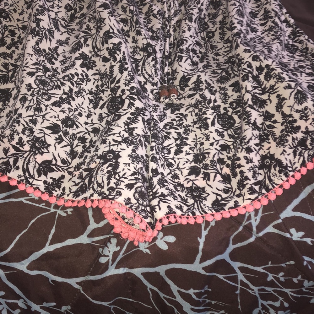 Romper - Picture 2 of 6